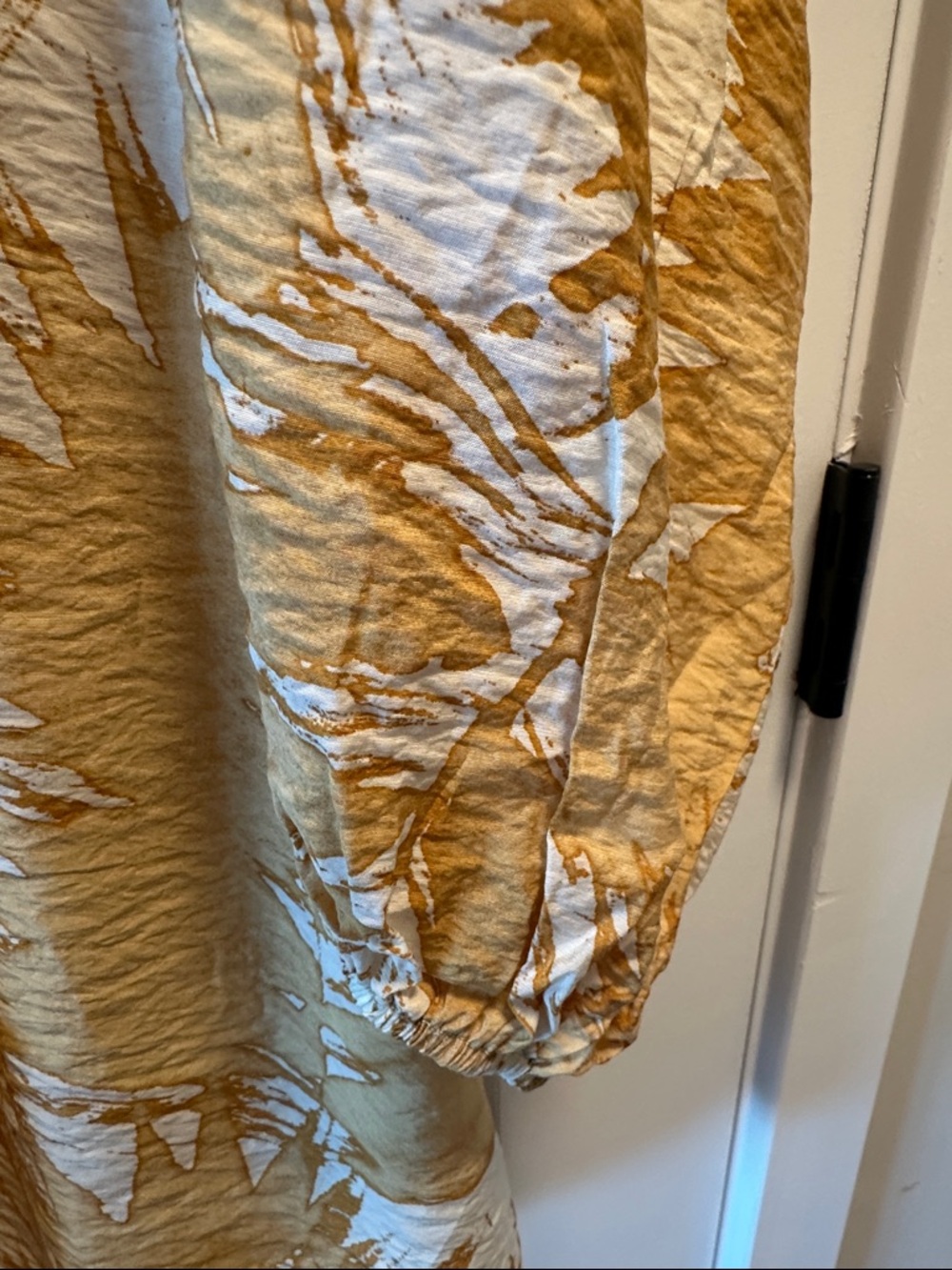 H&M Cream and Yellow Printed V-Neck Babydoll Mini Dress - Picture 5 of 8